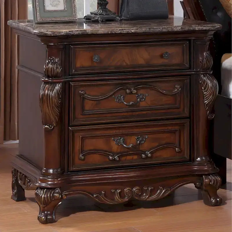 Traditional 3-Piece Solid Wood Bedroom Set - 1 Bed & 2 Nightstands, Button-Tufting, Nailhead Trim, Cedarwood Drawers